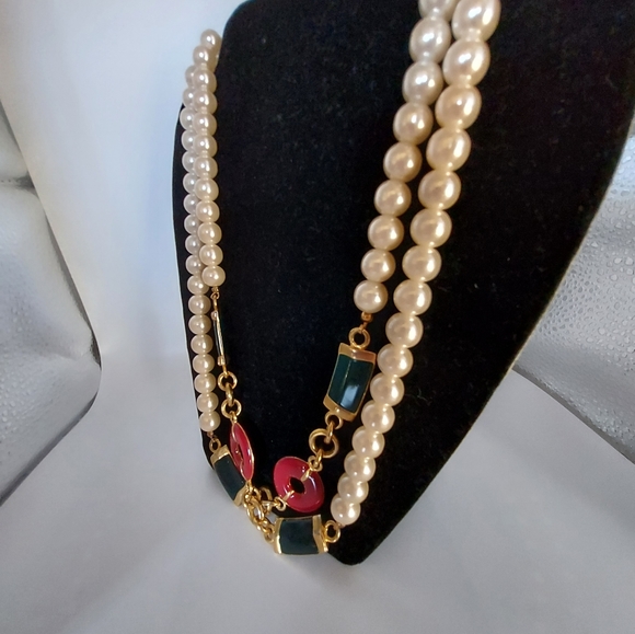 Beautiful Statement Faux Pearl Necklace&Enamel Dark Green&Maroon Metal Segments. - Picture 12 of 12